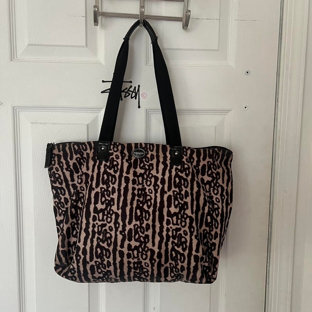 y2k 2000s Coach Ocelot Print Tote shoulder bag / handbag